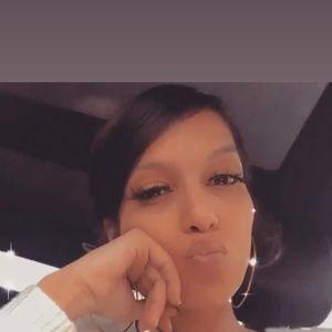 Meet your Posher, Amaya